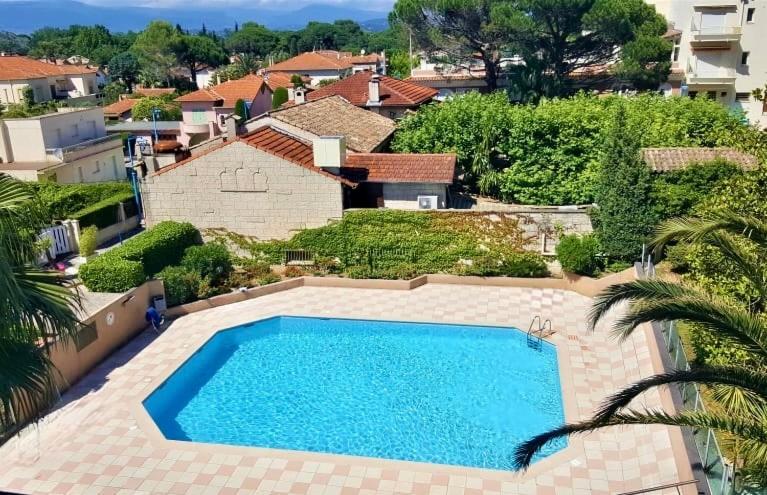 Hébergement de vacances Somptueux Deux Pieces, Entre Mer&piscine ! *